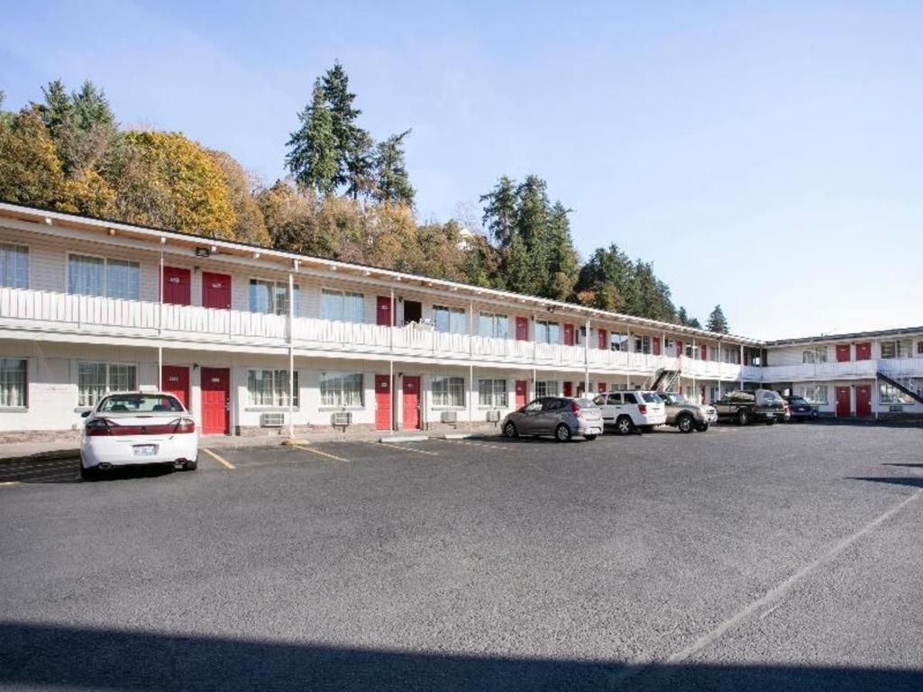 Oyo Hotel Kalama Exterior foto